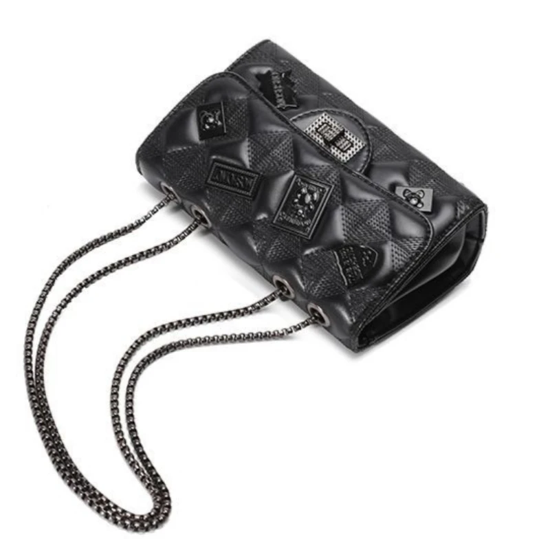 Niche Chain New Model High-end Tote Bag Single-shoulder Crossbody Classic and Versatile, Small Square Bag, Elegant for Commuting