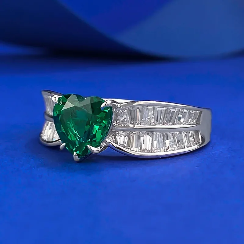 2024 new emerald heart shaped 7 * 7mm pure silver 925 ring full diamond vintage ring