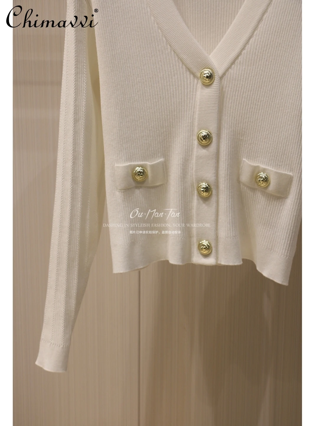 Тяжелый белый вязаный кардиган с v-образным вырезом, женский модный облегающий свитер с длинными рукавами и металлическими пуговицами, пальто, топ, осенняя одежда 2025 г.
