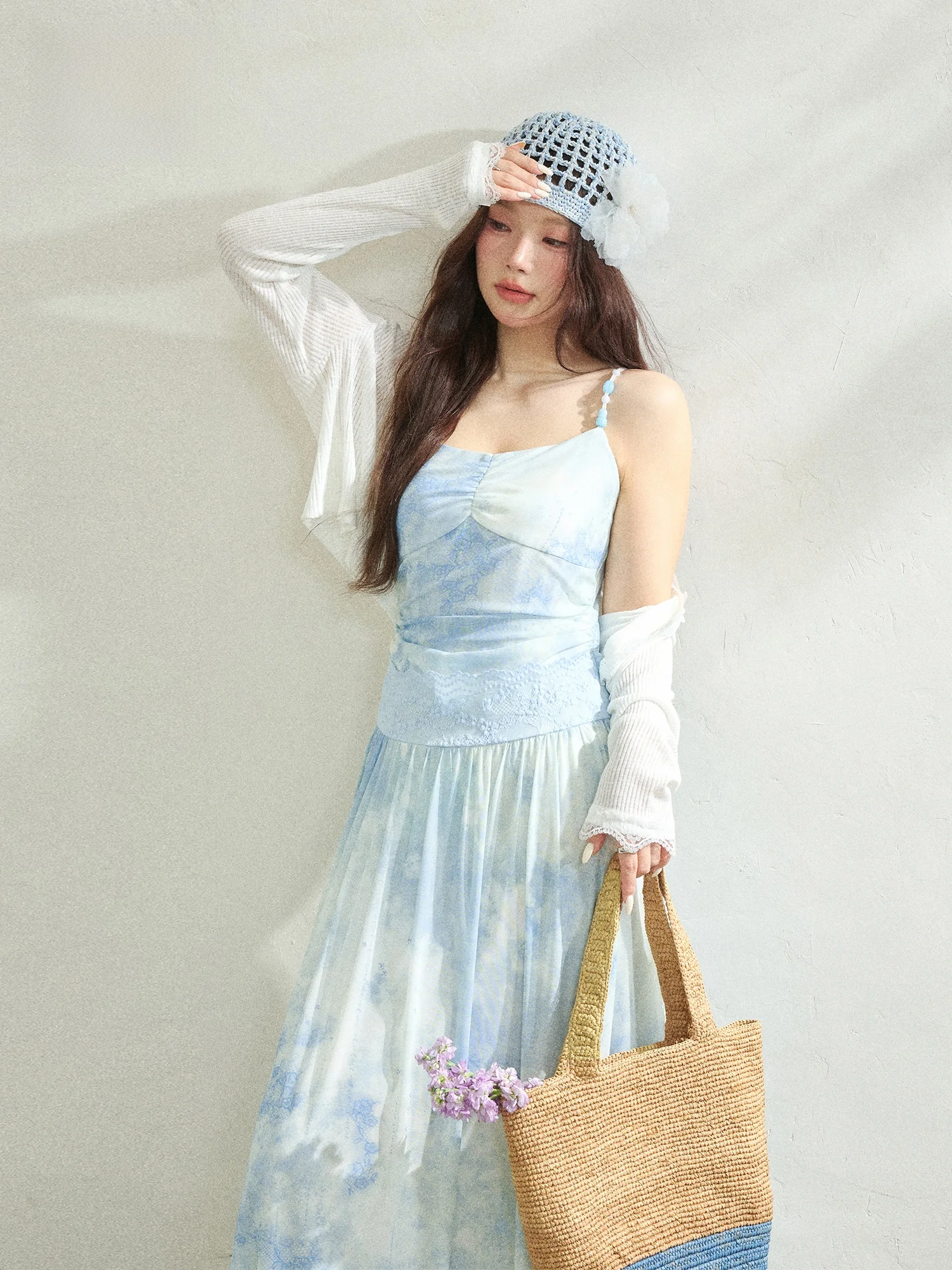 

Zhang Dadu plus Size Women's Long Zoning Dyeing Blue White Halter Dress Set Korean Style Slimming Holiday Wind Long Dress