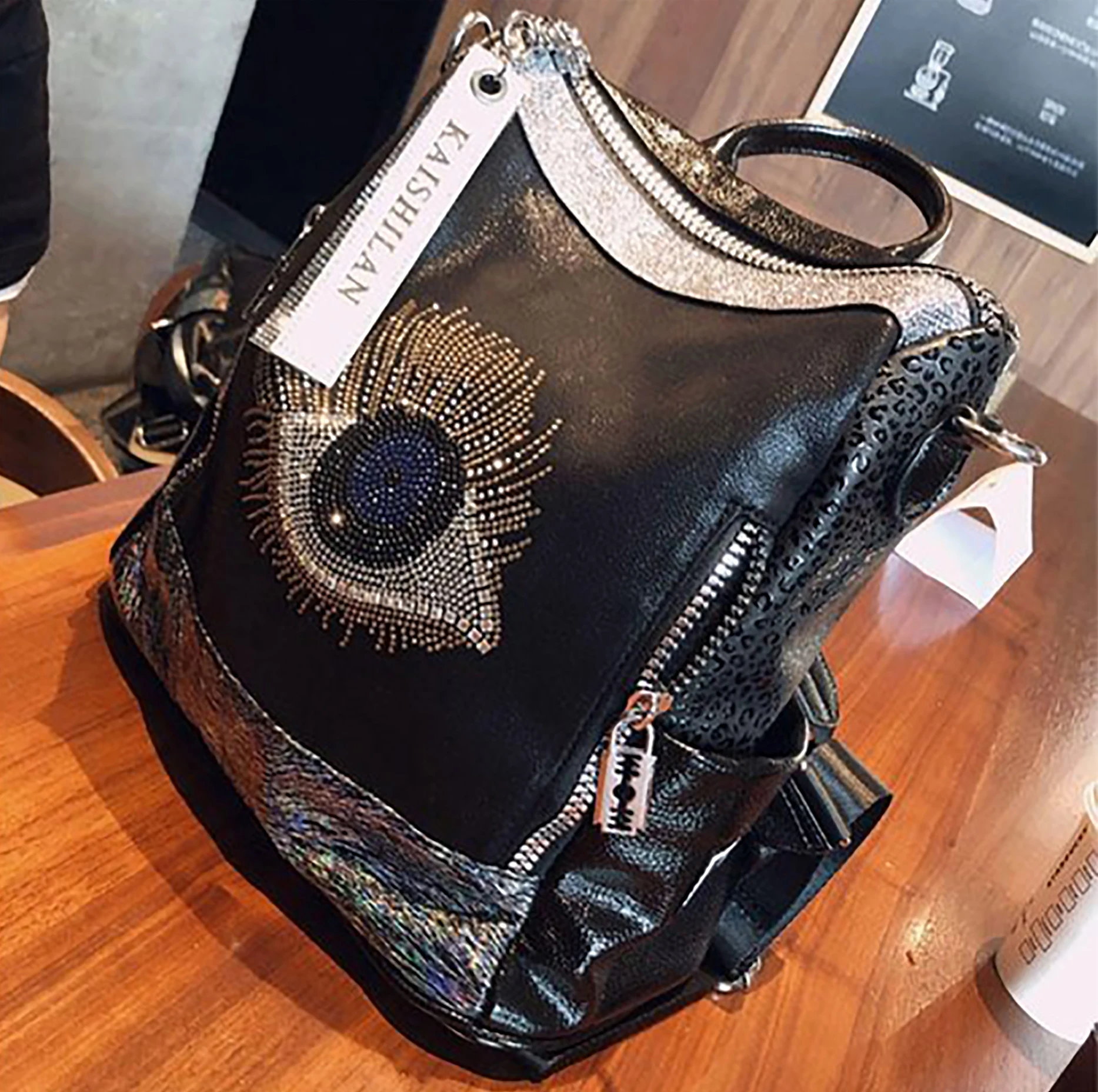 Advanced Western Style Versatile Multi functional Travel Backpack Fashionable Classroom Backpack Trendy Casual Crossbody Bag