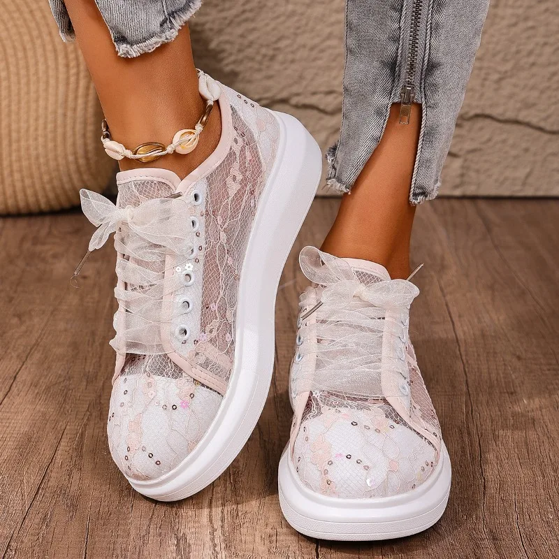 

New Classic Solid Color Women's Shoes 2026 Summer Fashion Lace Breathable Thick-soled Flat Shoes Comfortable Office Casual Shoes