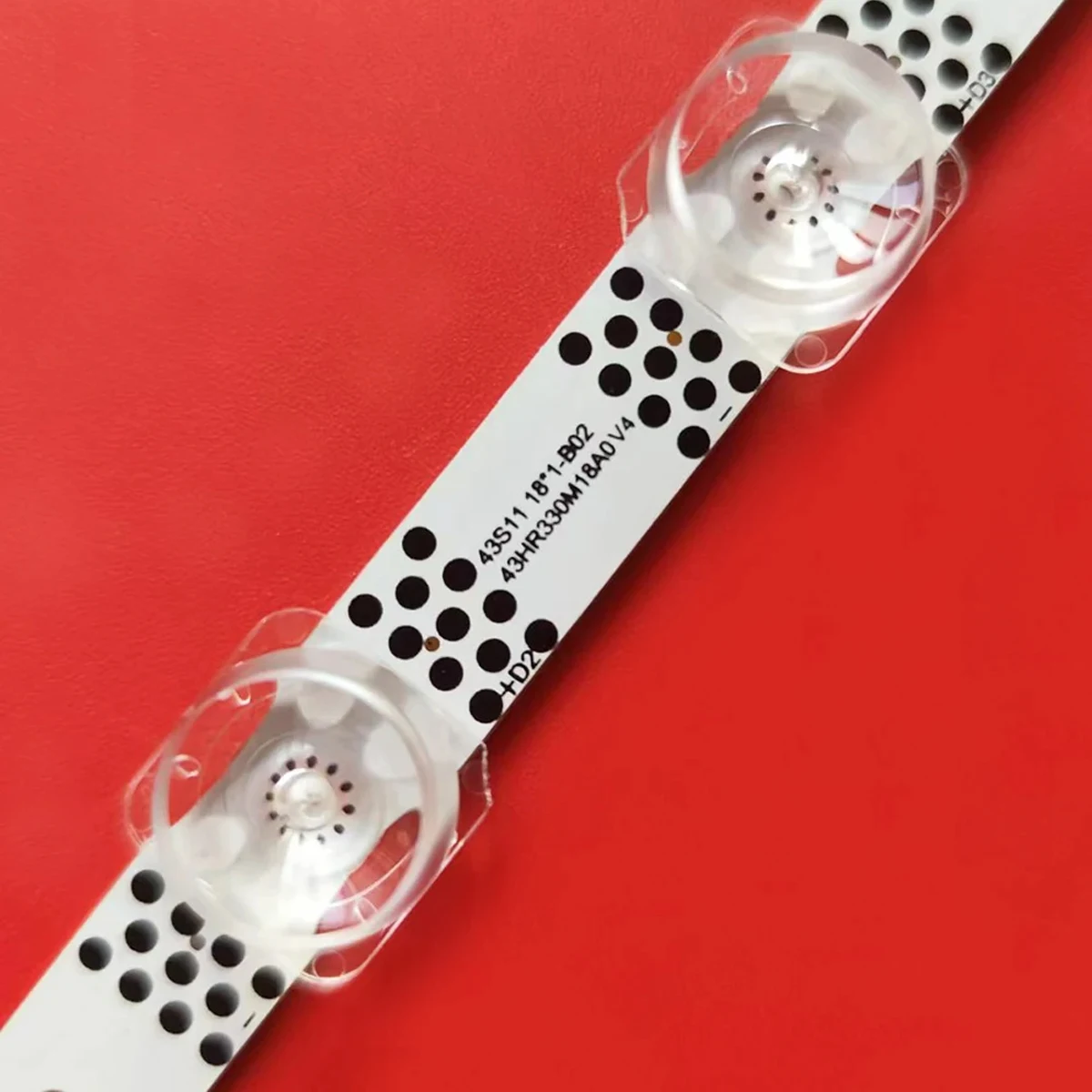 شريط إضاءة خلفي LED 18LED لـ 43S451 43P639 43P635 43S455 43S453 B0101- 000776 43S11-ZX3030A1 A1 43HR330M18A0 #4