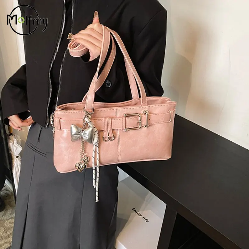 

Luxury Designer Handbag Belt Buckle Shoulder Satchels Bag for Women Ladies Hand Bags Branded Casual Fashion Totes with Pendant