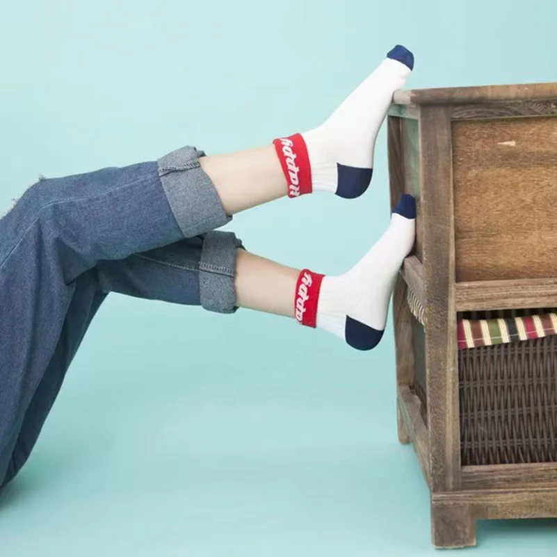 3 أزواج الكورية لطيف مخطط جوارب قطنية المرأة كلية نمط رسالة منتصف أنبوب سعيد الجوارب النساء الشارع الاتجاه الهيب البوب Calcetines