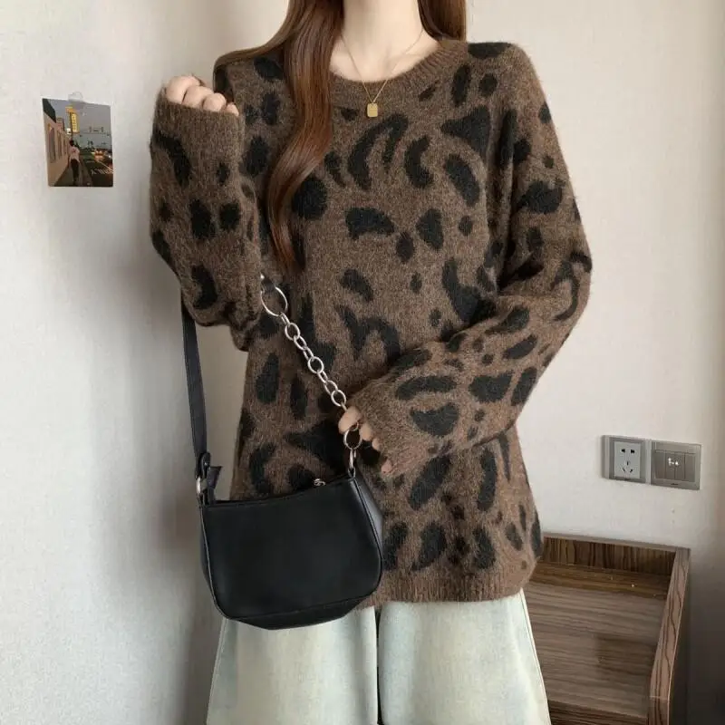 

Свитер, трикотаж, женский большой размер, новый осенне-зимний модный универсальный элегантный трикотаж с длинными рукавами, свободный утягивающий ленивый стиль