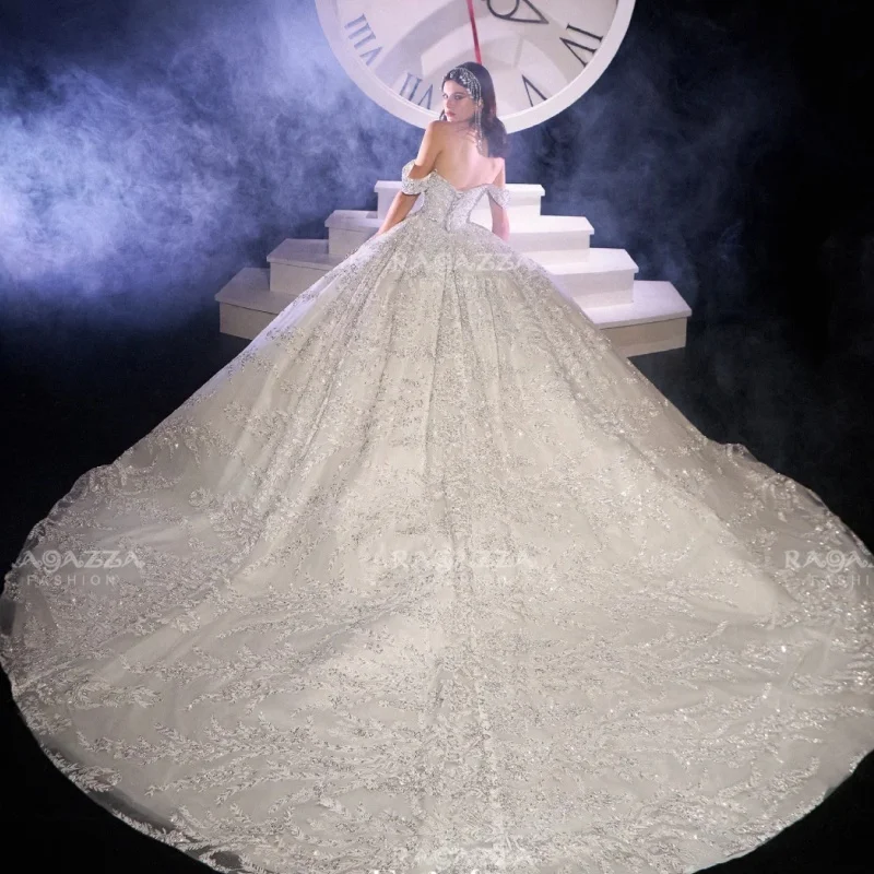 แสงสีเทา Quinceanera ปิดชุดไหล่ชุดบอลหวาน 16 ชุดลูกไม้ Applique ลูกปัด Tull วันเกิด Party Vestidos 15 De Anos