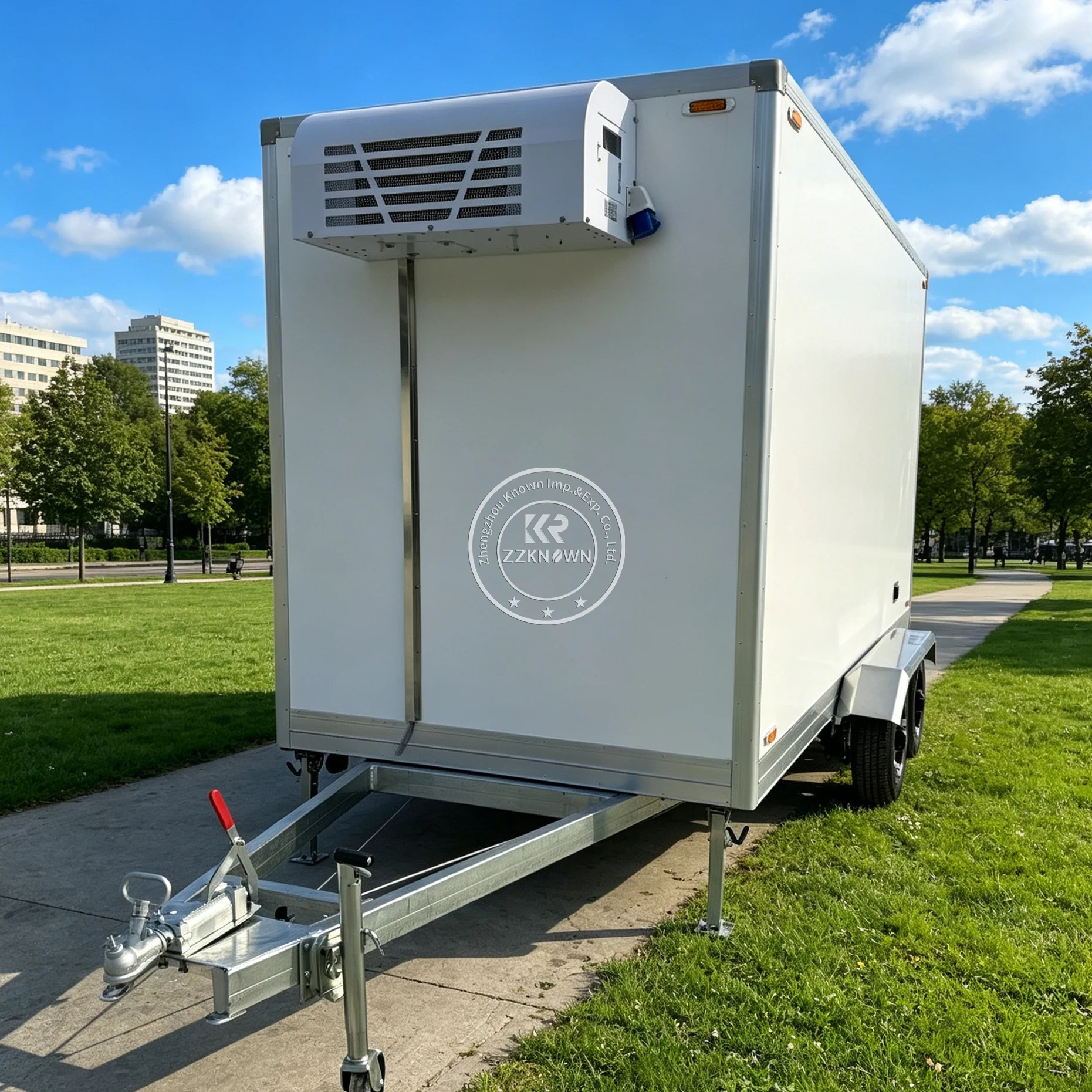 Commercial Freezer Transport Trailer Beverage Cooling Truck Mobile Refrigerated Trailer  For Urban Delivery