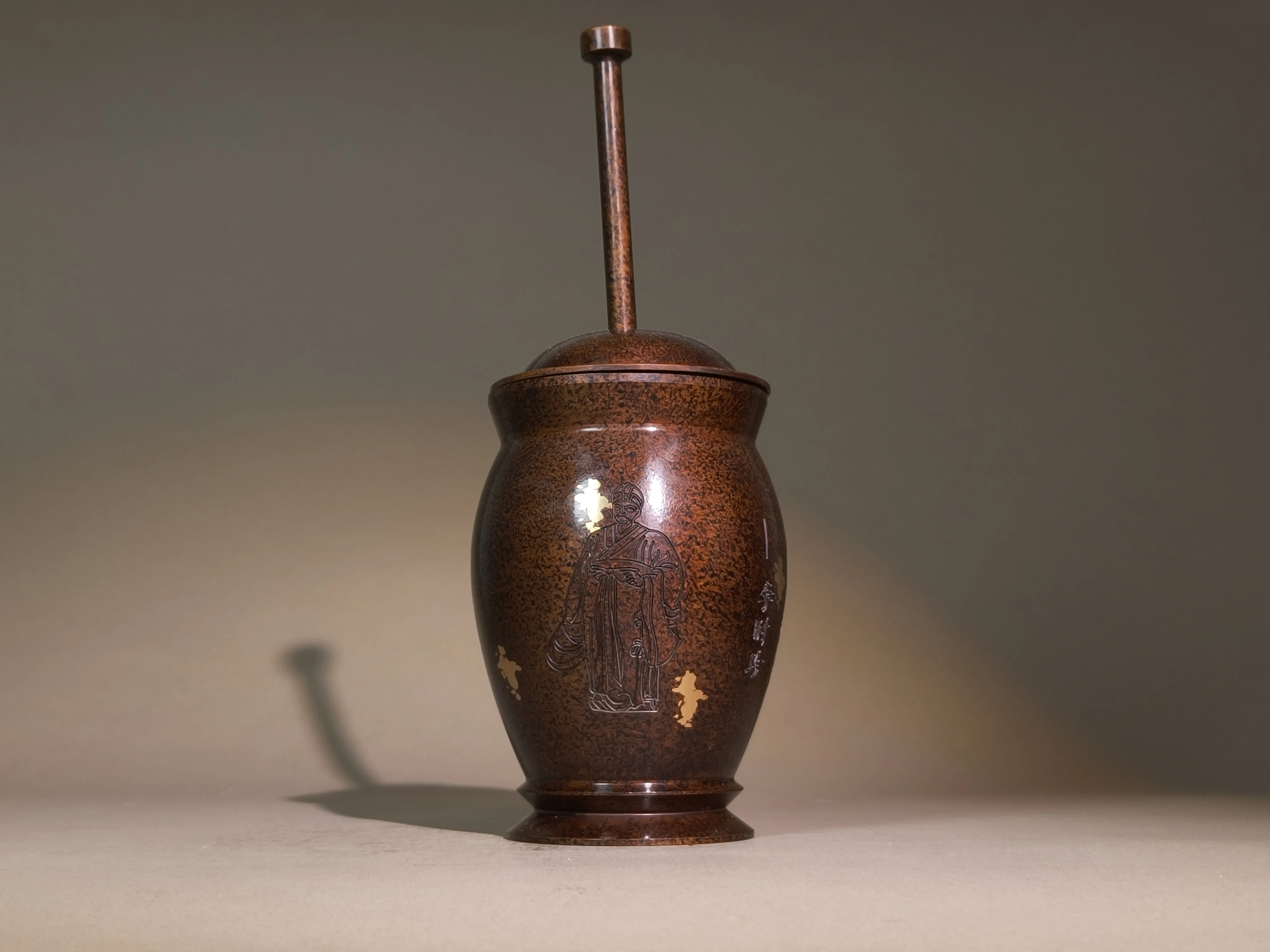 Large Vintage Chinese Medicine Mortar with Spotted Copper and Gold Inlay, Practical Desktop Decor & Cultural Ornament for TCM Ph