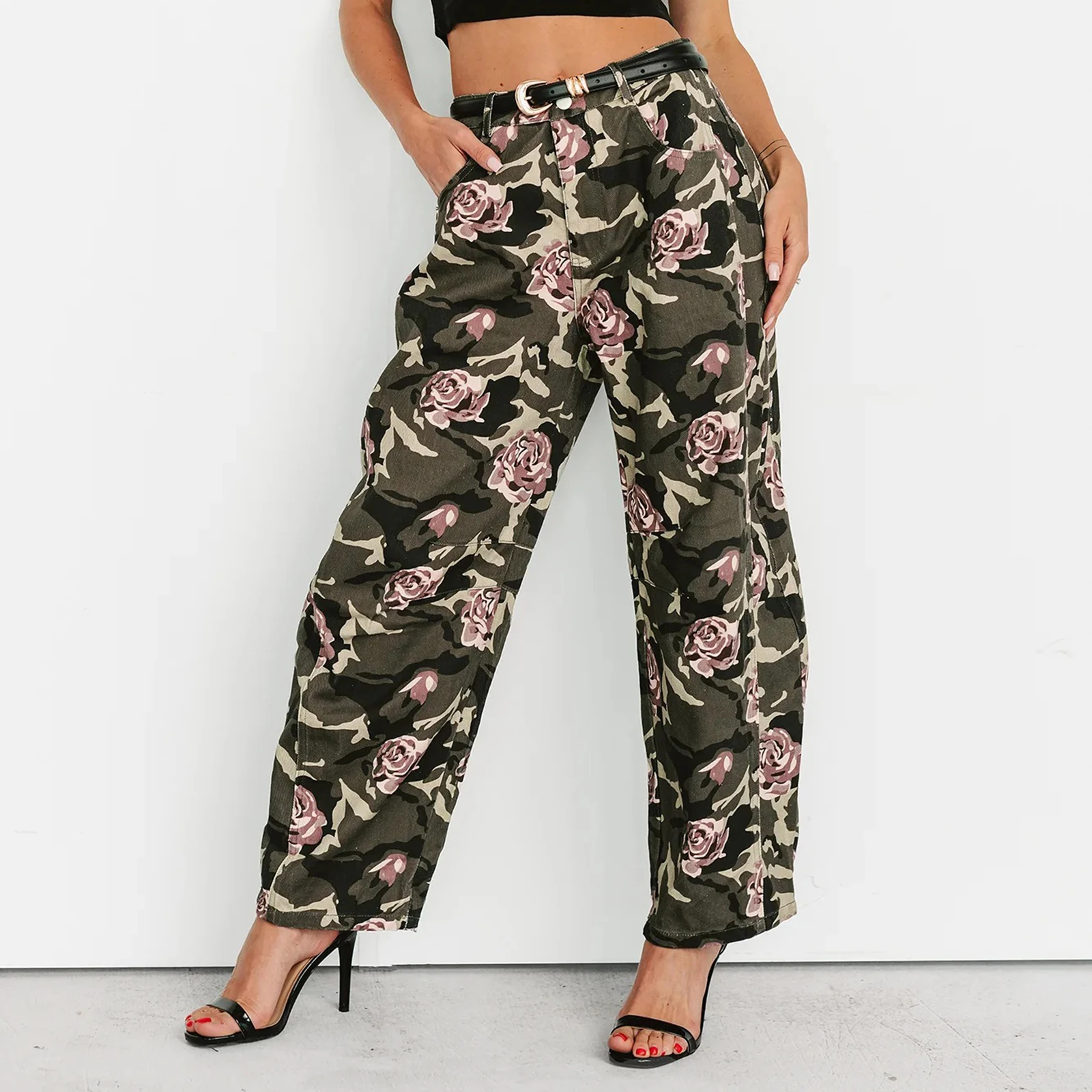 Women's Camo Rose Jeans High Rise Barrel Leg Denim Pants with Pockets Casual Long Trousers for Outdoor Office