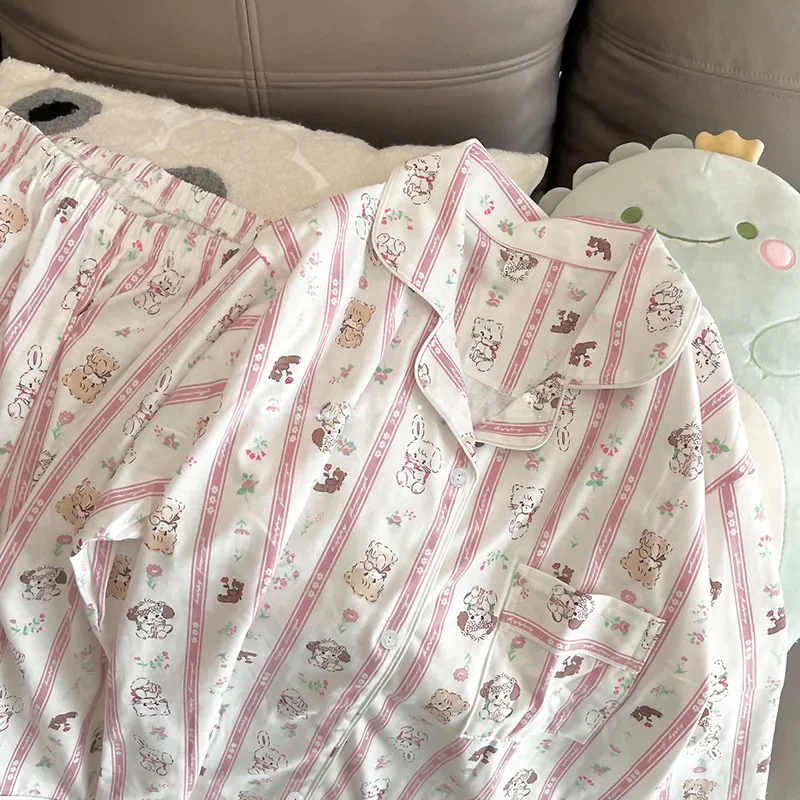 Pijama japonés de dibujos animados para mujer, ropa de casa Coreana de seda satinada, de manga larga, con bonito gato a rayas, para primavera y verano, novedad