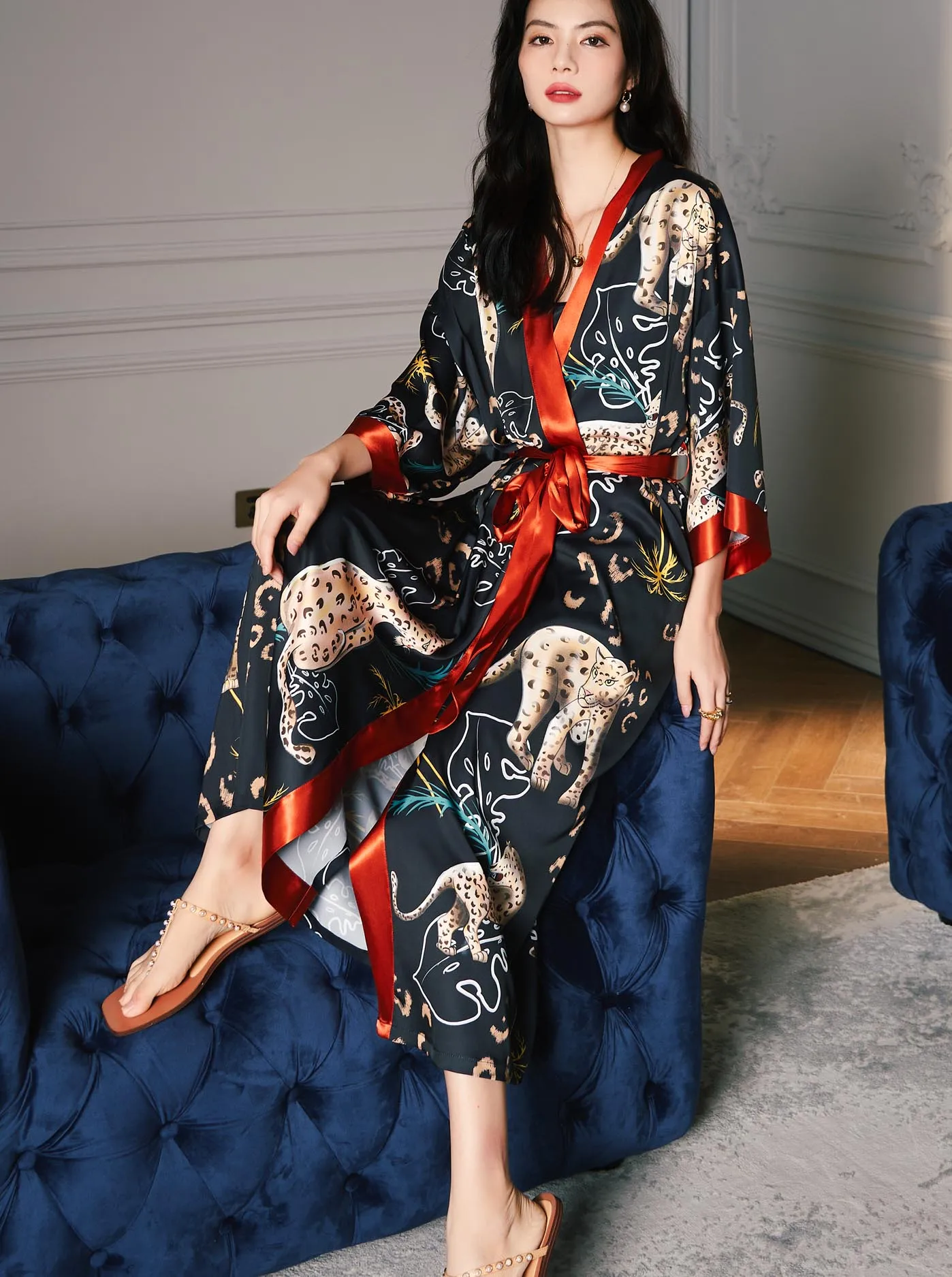 The Agathe Short Silk Robe