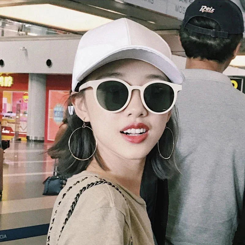 SZTZX New Trend Sunglasses For Women And Men Simple Design Decorative Glasses Car Driving Eyewear Unisex Sun Glasses UV400