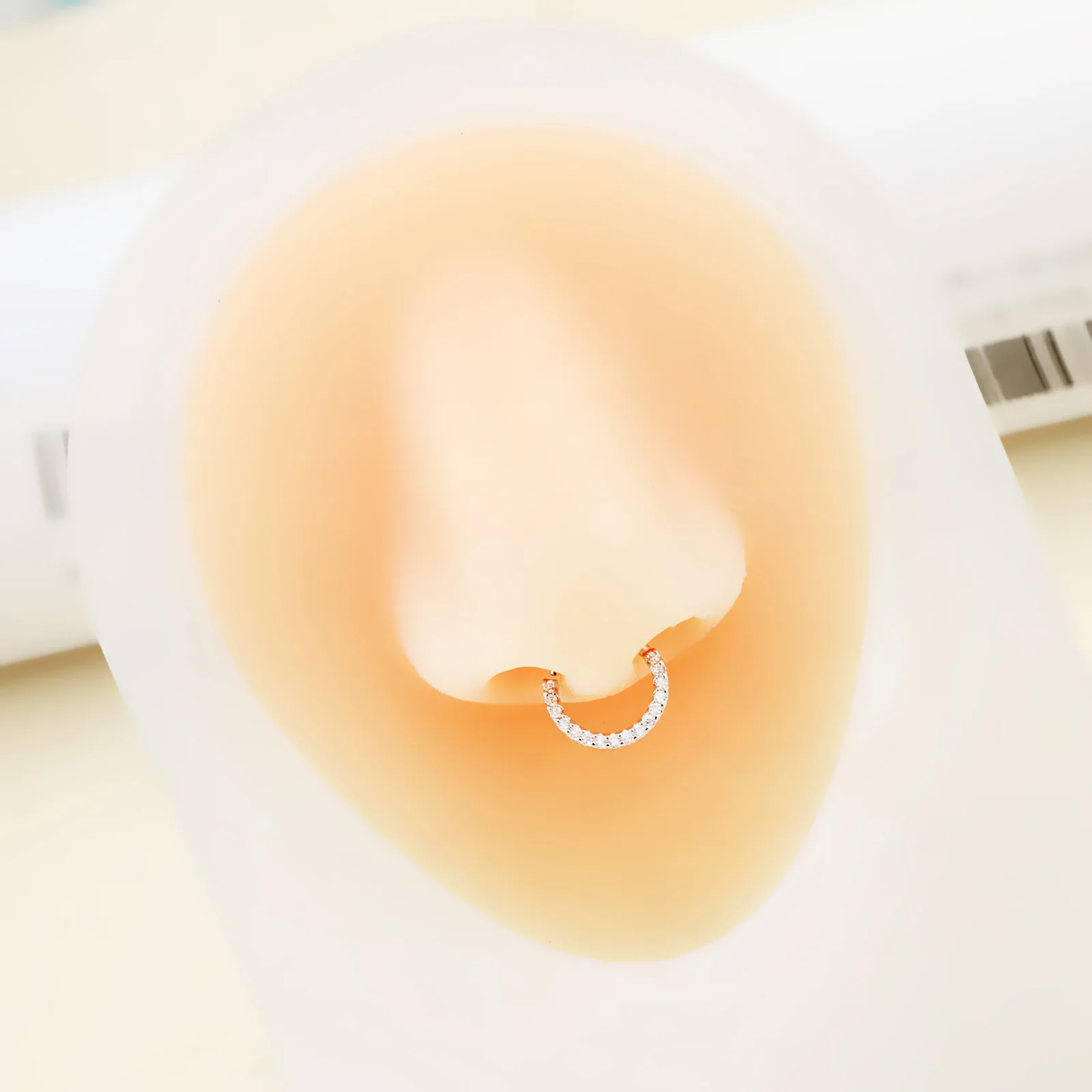 

Кольцо в носу, серьги-хрящи, украшения для пирсинга