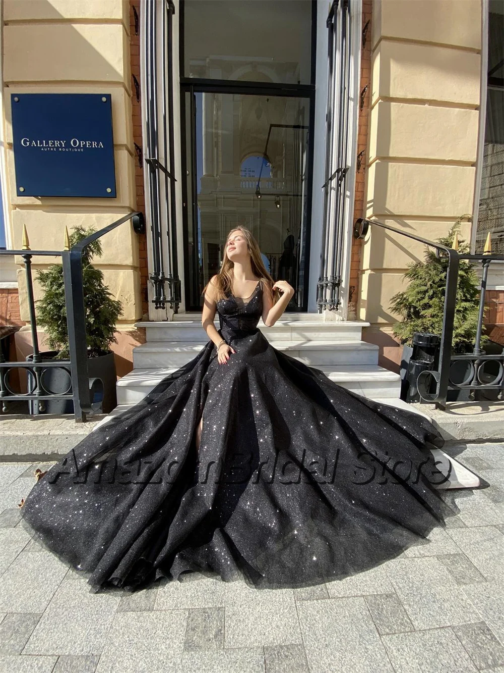 

Celebrity Style Black Prom Evening Dress Glitter Lace Sexy Red V-Neck Carpet Backless Deep Vent Shining Custom Formal Event Gown