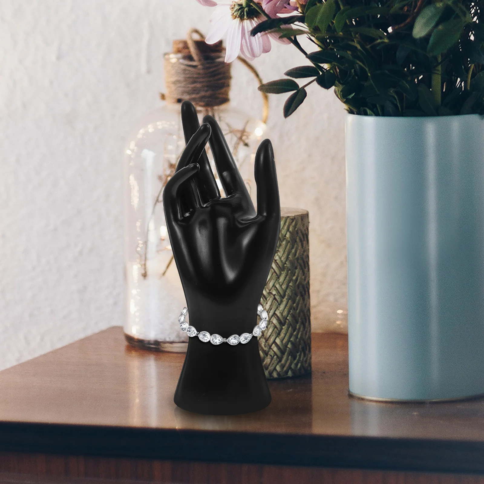 2pcs Creative Hand Shape Bracelet Display Prop Jewelry Holder Ornament Art Wedding Anniversary Birthday Gift Clear Steady Stand