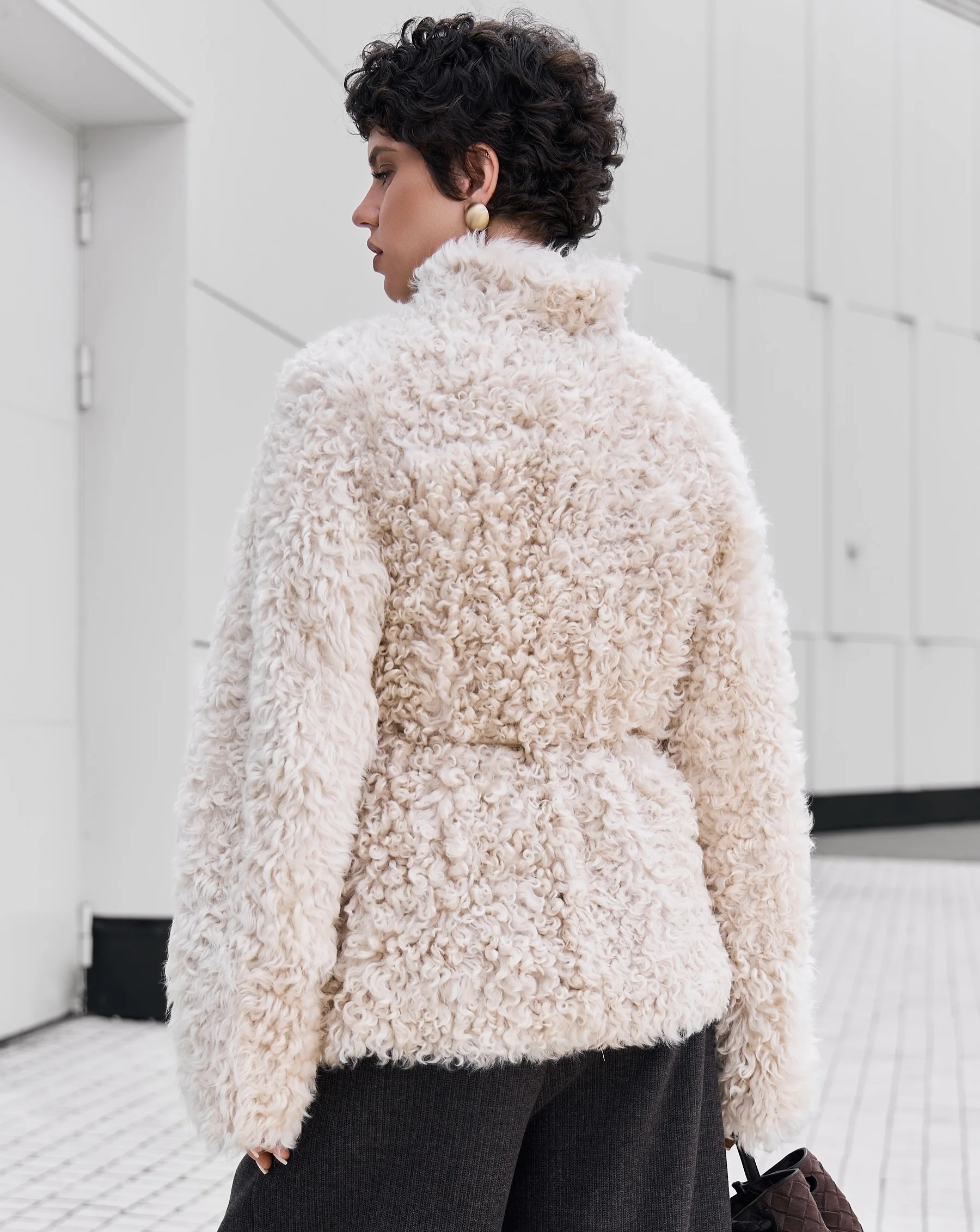 DFDG Women 2026 Curly Faux Fur Jacket High Neck Drawstring Waist Long Sleeve Thick Warm Chic Winter Party Outer Coat Fur