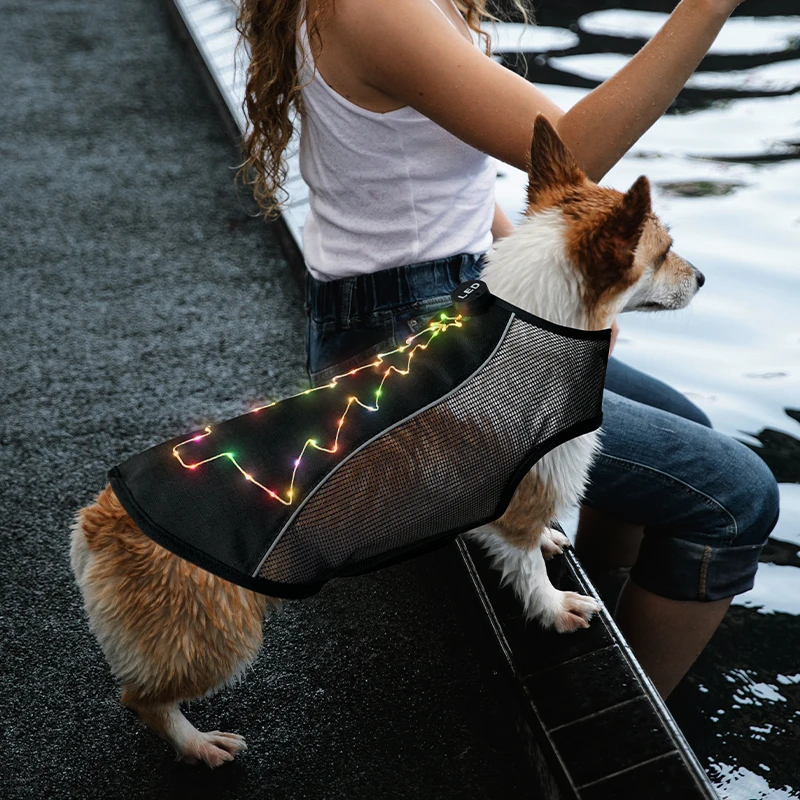 Pet Dog Breathable Vest Glowing Breathable Led Light Dog Clothes Summer Cooling Vest Mesh Luminous Vest Coat Adjustable