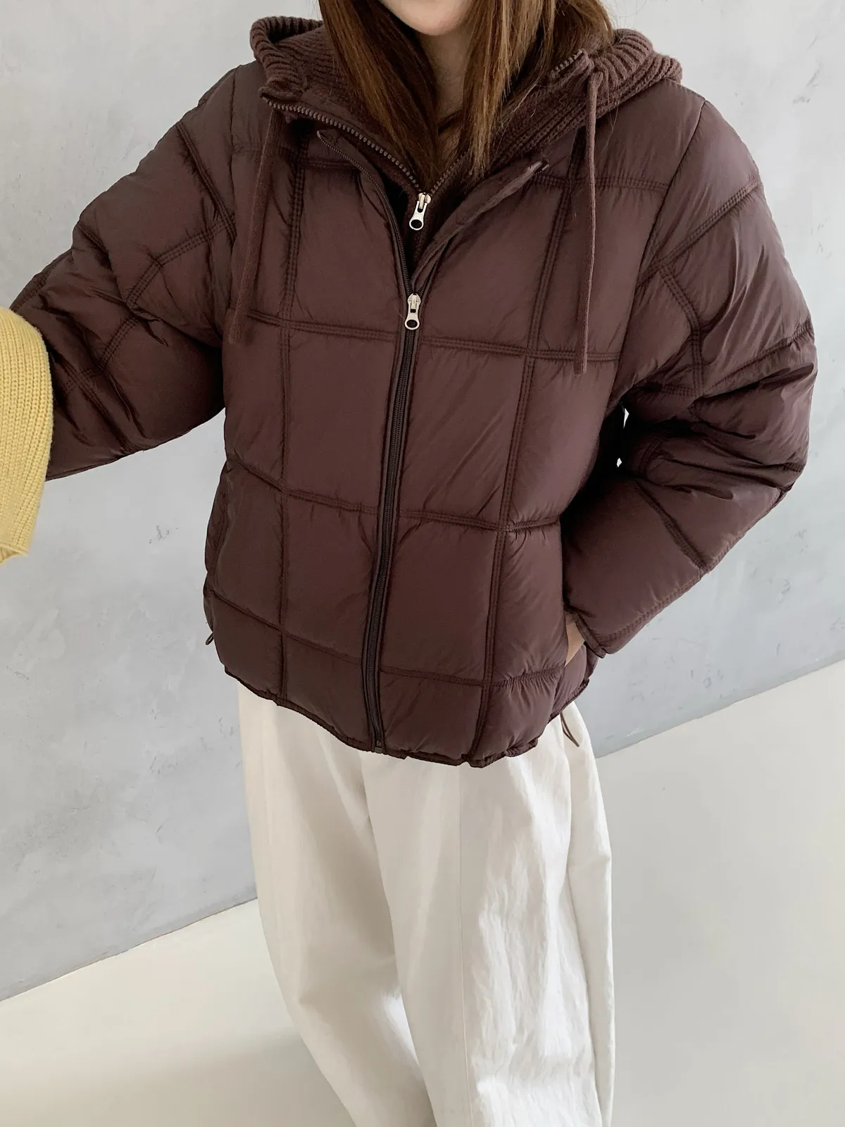 Korean Knit Hood Patchwork Short Puffer Jacket Women Loose Lightweight Warm Padded Parkas Women Solid Color Zipper Winter Jacket