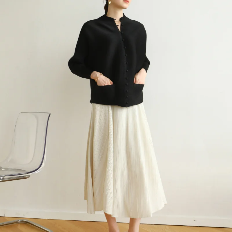 Miyake Autumn and Spring High-end pleated stand-up collar Long-sleeved large-sized loose single-breasted casual Top [2066]