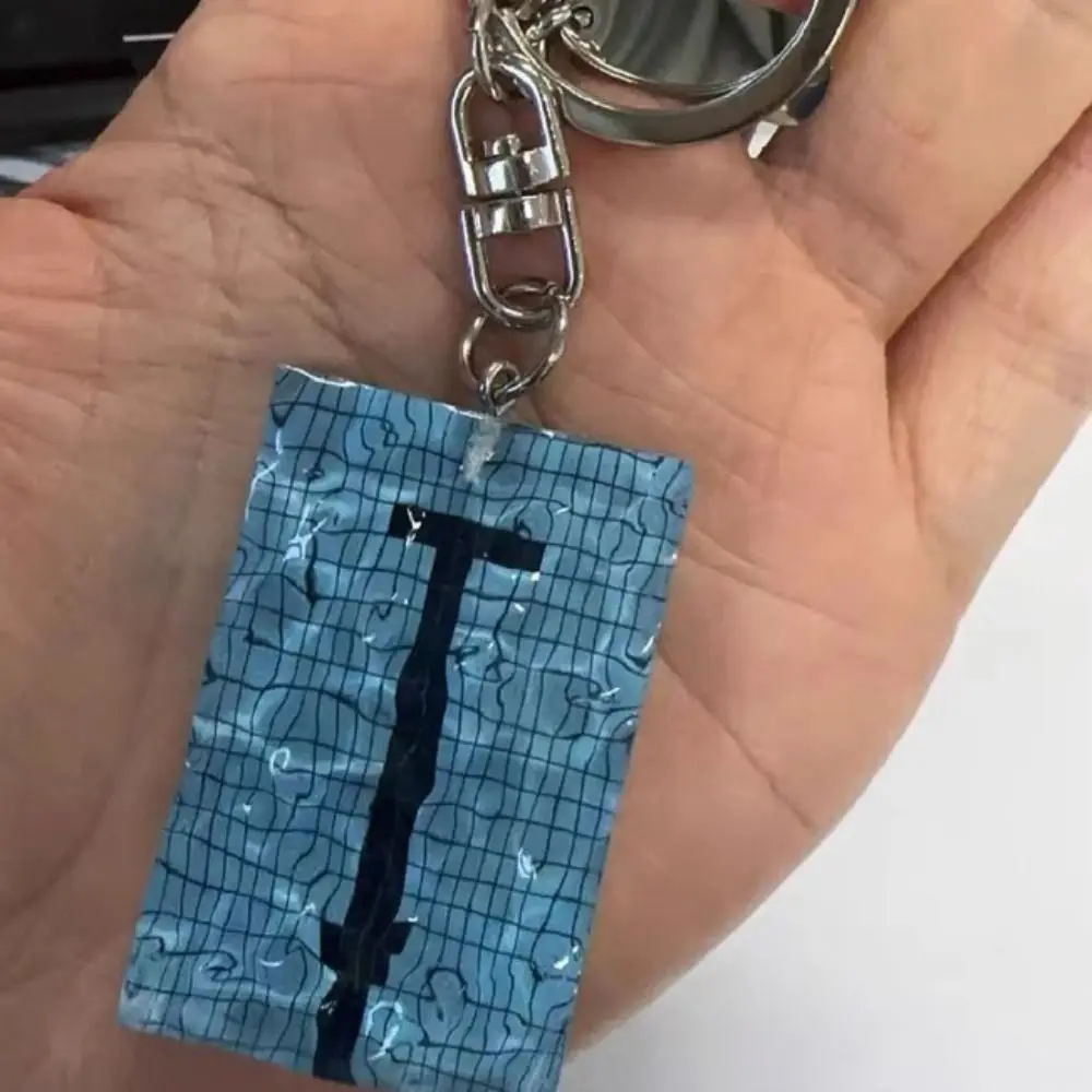 

2 pcs Creative Accessories Acrylic Wavy Keychain Pendant Car Key Ring Swimming Pool Keychain Alltaglich Decorations