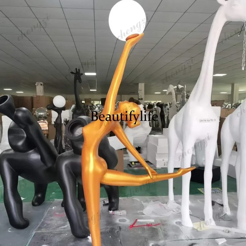 R134 Art Dance Muse Sculpture Floor Lamp Ornament Living Room Shopping Mall Hotel Decorative Figure Sculpture