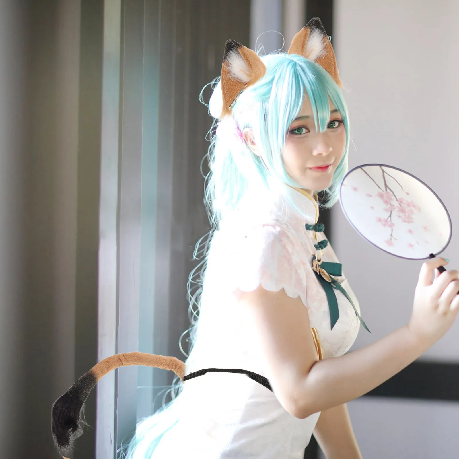 

1Set Lion Costume Accessory Set Lion Ears Tail Hairclip Adjustable Buckle Secure Fit Animal Cosplay Halloween Party