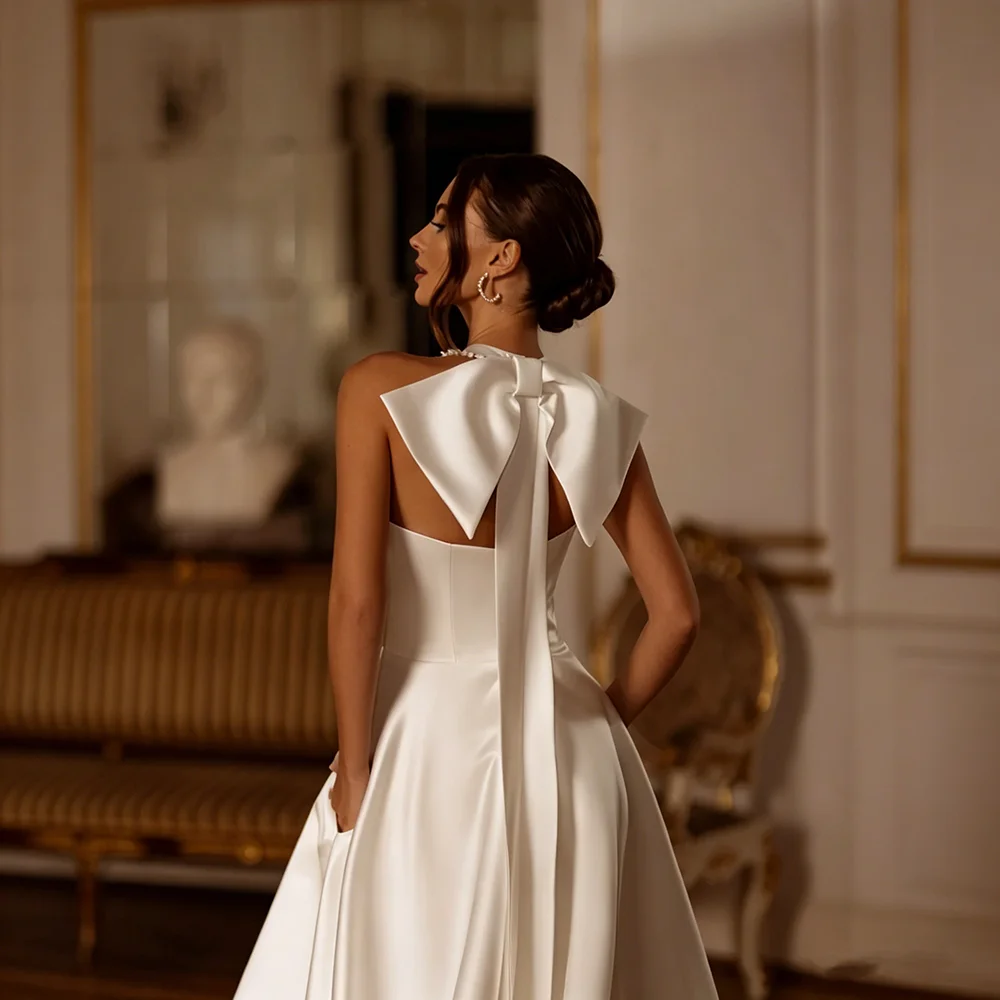 Satin Wedding Dress Halter Neck Pearl Collar Big Bow Open Back High Slit A-Line Bridal Gown Long Train Wedding Bridal Party 2026