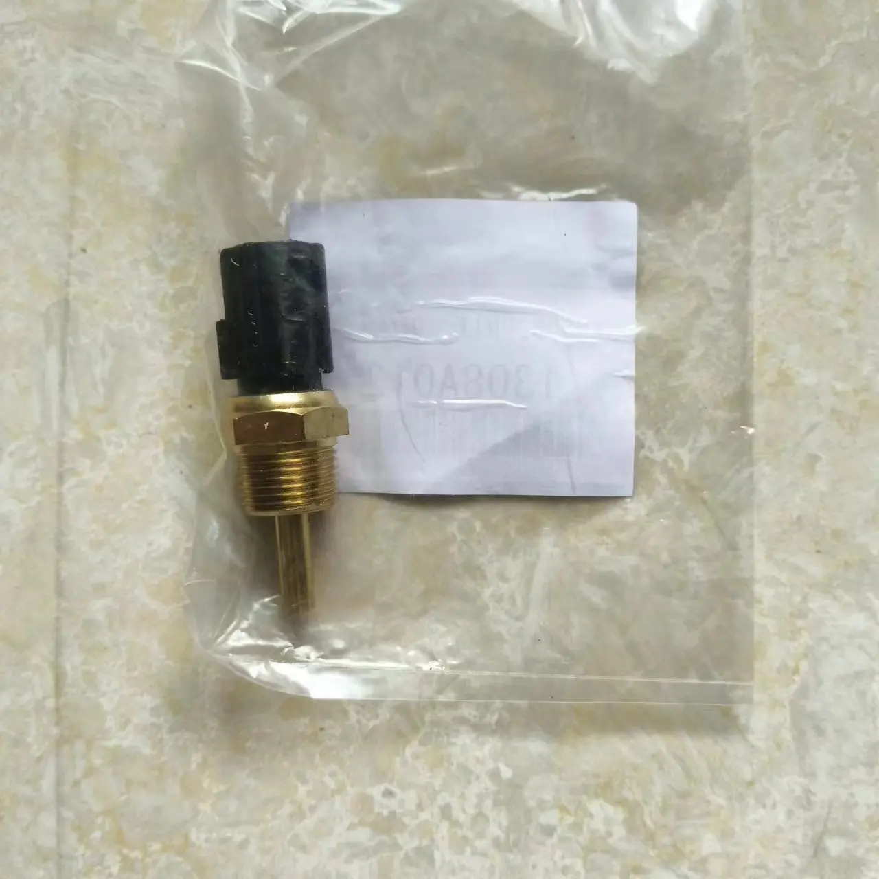 Coolant Water Temperature Sensor For Mitsubishi PAJERO MONTERO Sport Lancer L200 OEM 1308A012 MD177572 1338G4