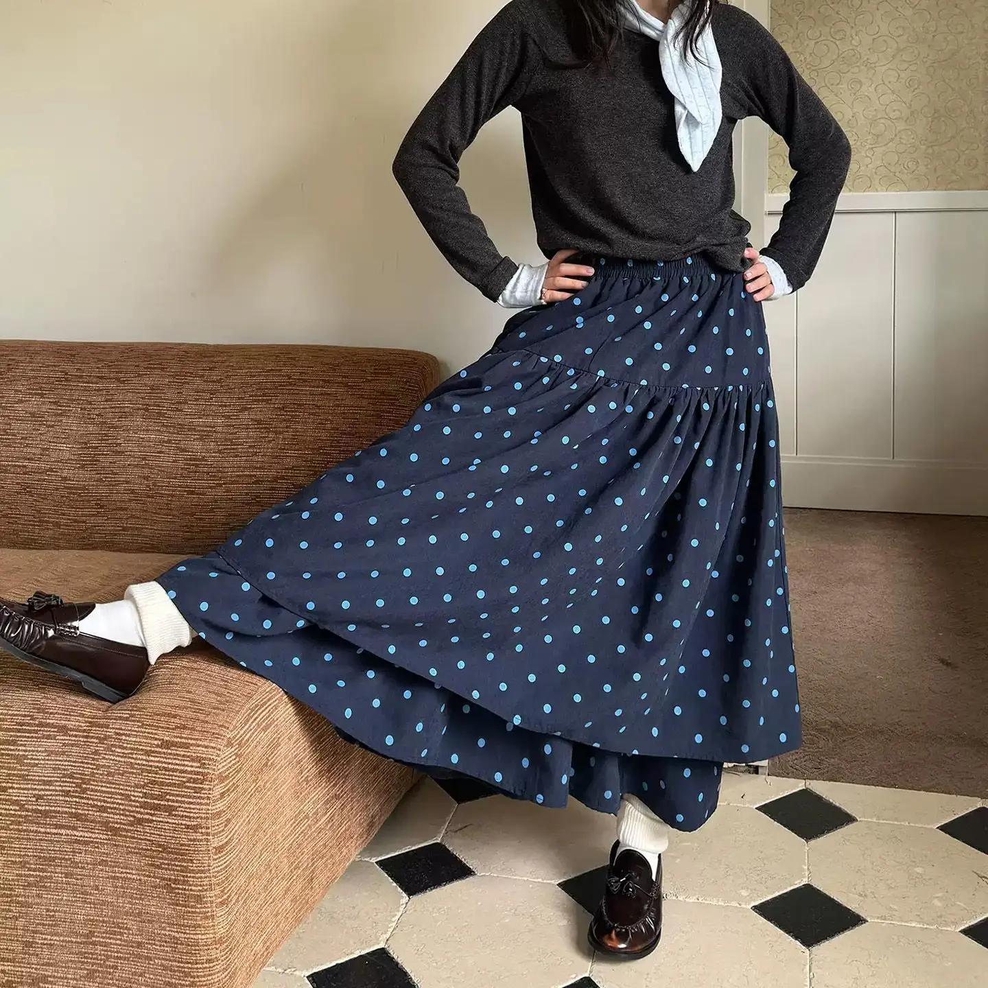 

2026 Весенне-осенняя женская юбка средней длины, свободная юбка трапециевидной формы с высокой талией и волнистыми точками