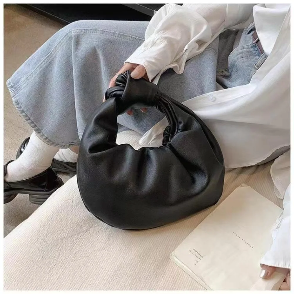 

Street popular pleated bag 2025 new sewing line handbag not shoulder back popular versatile trend women's bag