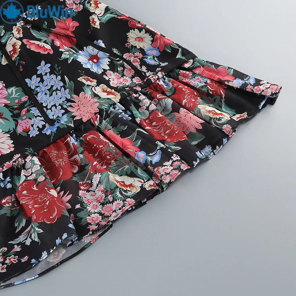 BluWin Sexy Bustier-Cami-Crop-Top mit Blumendruck und gestuftem Rüschen-Minirock-Set – bauchfreies zweiteiliges Kleid