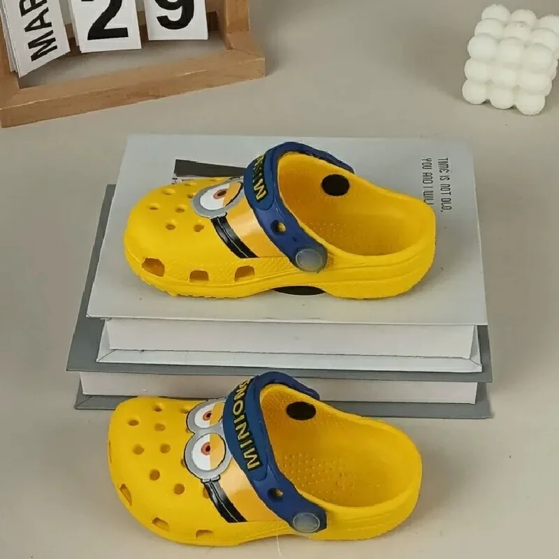 

Лидер продаж, обувь с периферийными отверстиями в стиле аниме, противоскользящие дышащие легкие сандалии, уличные домашние повседневные тапочки, подарки