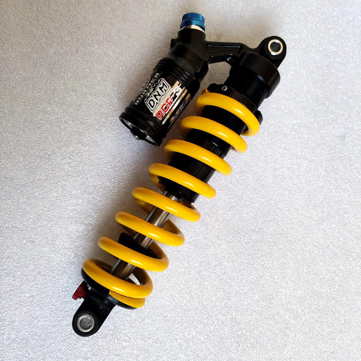 

Downhill Bicyle Shock DNM Mountain Bike Rear Shock 190/200/210/240mm Rear Suspension 24/24mm Bush width