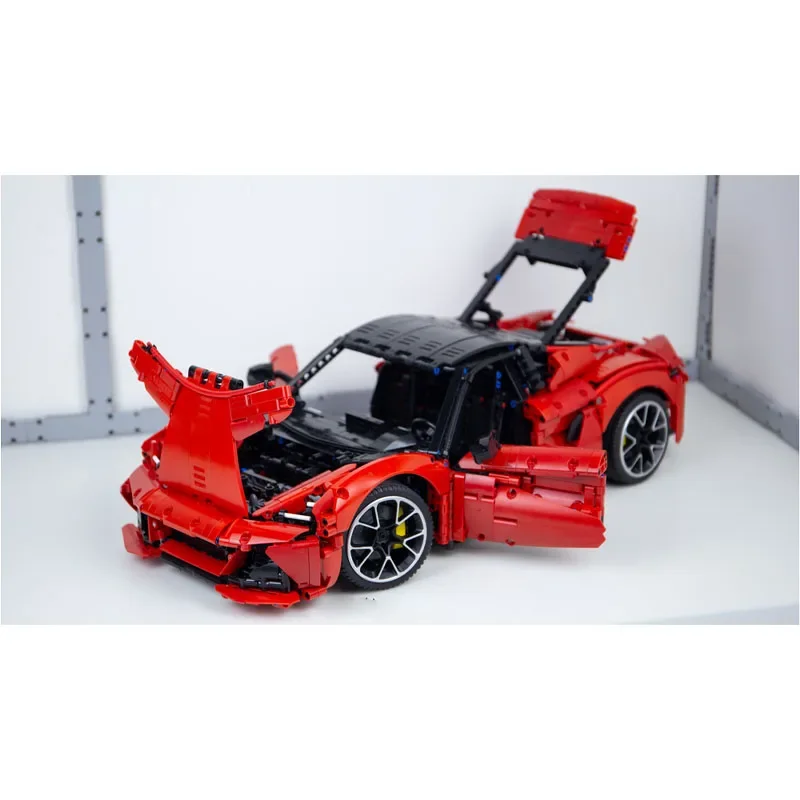 MOC-194514 rosso New Classic Supercar 1:8 assemblaggio cuciture Building Blocks Model2941Parts Boy Education Building Blocks regalo giocattolo