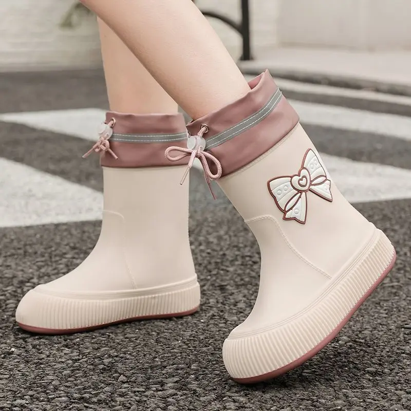

Women's 2025 New Bow knot Print Rain Boots Non Slip Waterproof Mid Calf Boots for Women Comfortable Rain Shoes for Everyday Use