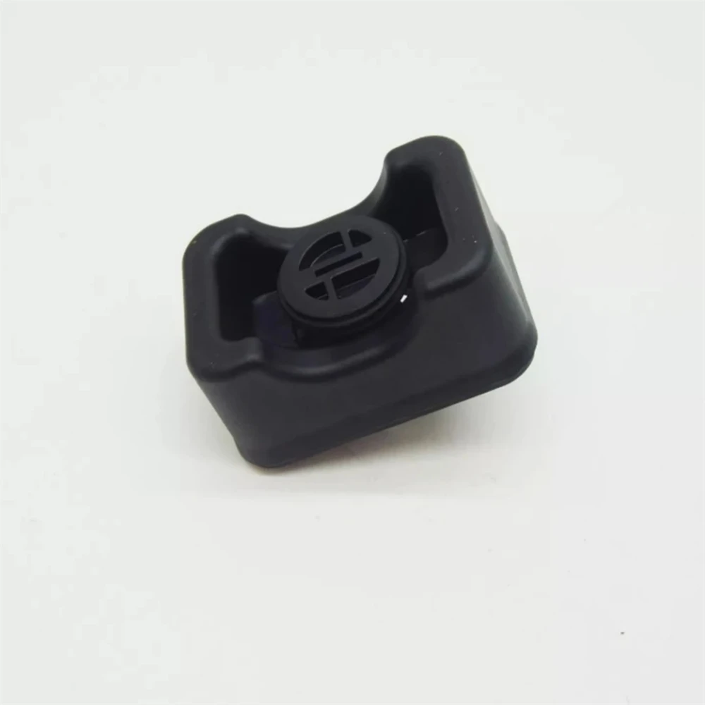 

Rubber Jack Pad Under Car Body Support Lifting for Mercedes Benz W177, W243 CLA 200 D - A0005833403 Easy to Install and Durable