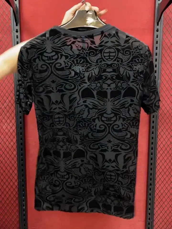 Men's summer new suit, fashionable and comfortable slim-fitting crew neck t-shirt trousers suit