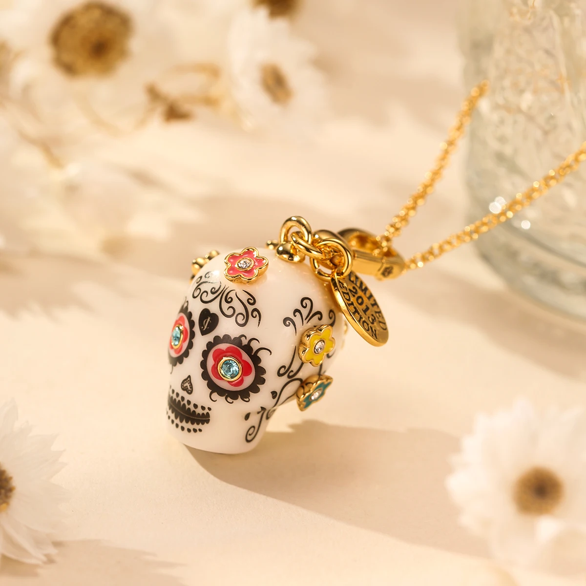 

1Pc Exquisite European And American Hip-hop Punk Style Colorful Flower Heart Skull Acrylic Pendant Necklace For Women Gift