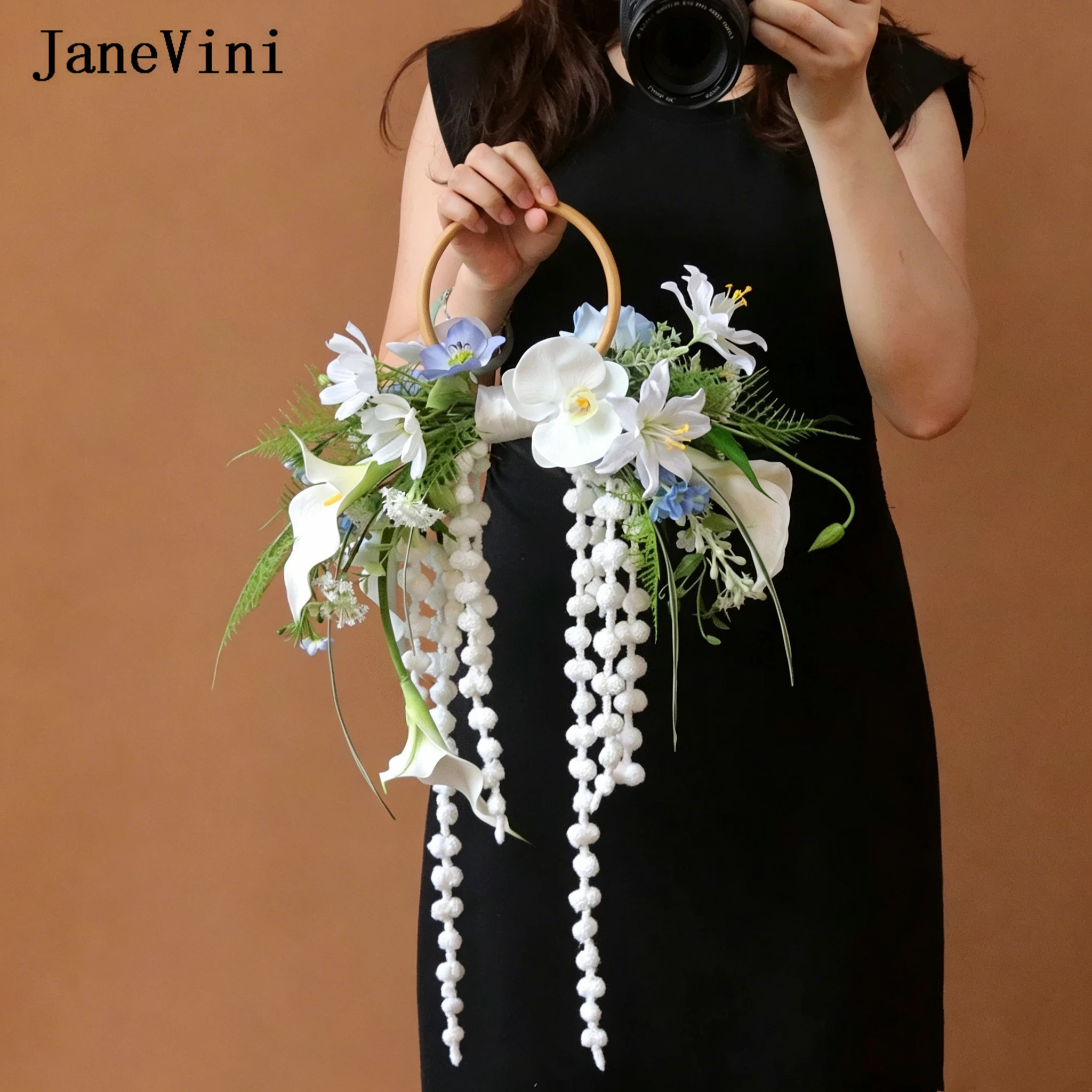 JaneVini - Elegante ramo de flores blancas y azules para novia, corona de novia, ramo de lirios de cala, orquídeas, ramos de mano, ramo artificial para boda