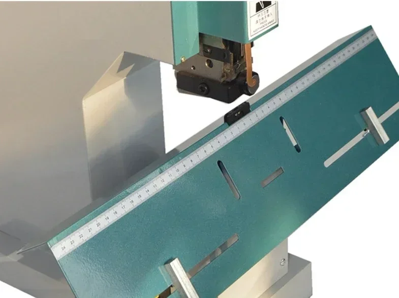 factory direct salesA3 Electric Binding Stapler for Office Equipment Single Head Automatic Binding Stapler Binding Machine 8702H