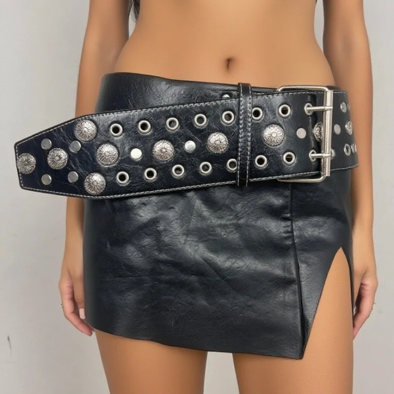 

Punk-style Studded Sexy Wide Belt Unstructured Wide Waist Belt For Men And Women Dark Metal Decorative Belt For Jeans