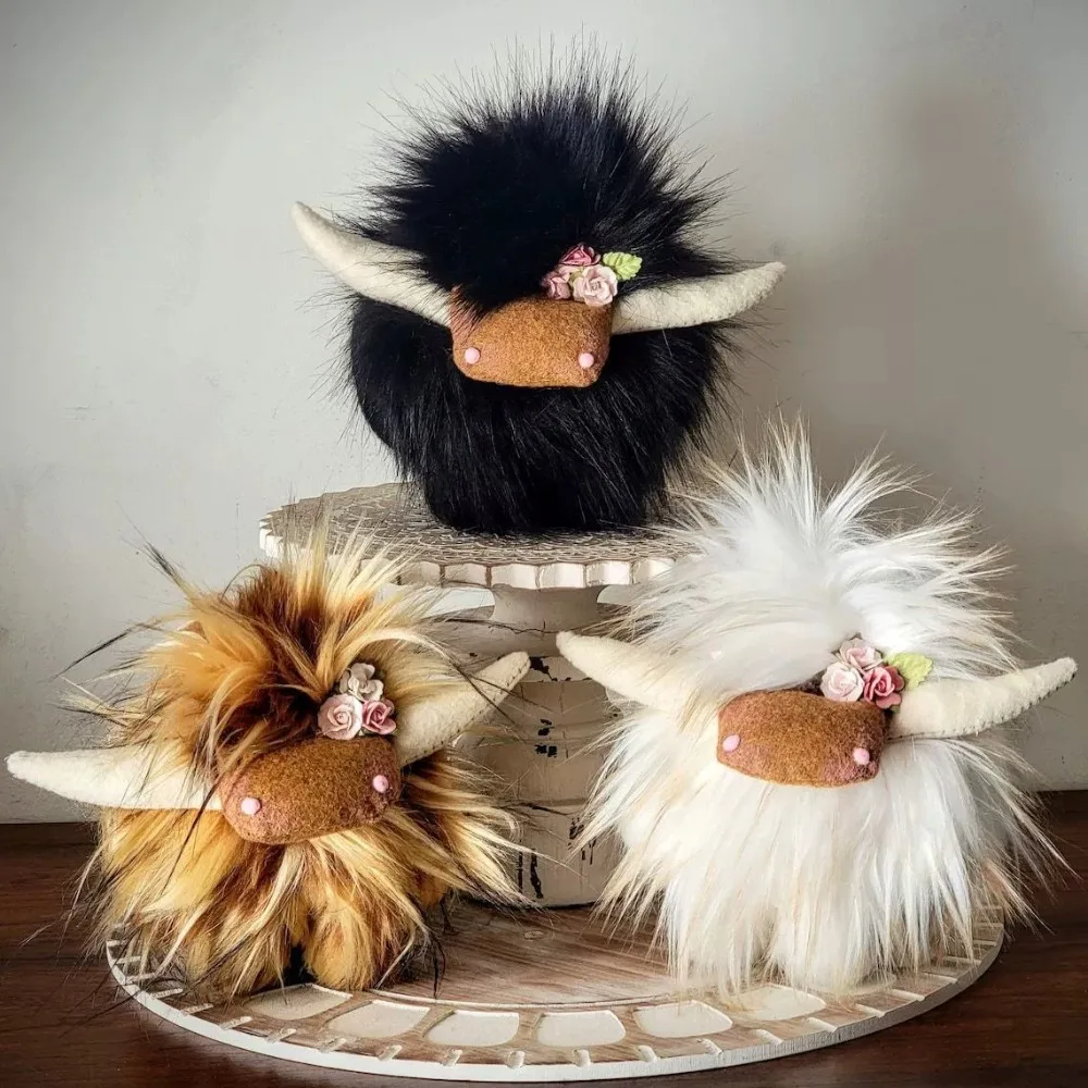 

Highland Cow Gnomes Birthday Decorations Gifts Cream Scottish Decor Farmhouse Nordic Dwarf Home Calf Gnome Herd Collection