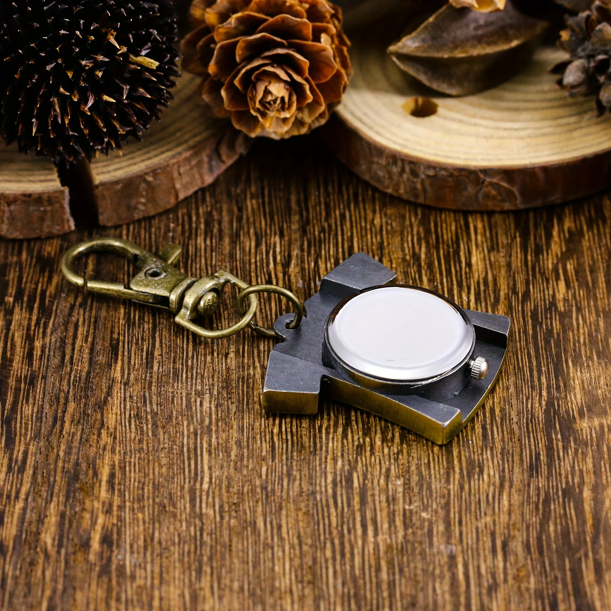 تي شيرت بسلسلة مفاتيح بأكمام قصيرة ، ساعة معلقة ، قلادة صغيرة للرجال ، قلادة نسائية ، طراز عتيق