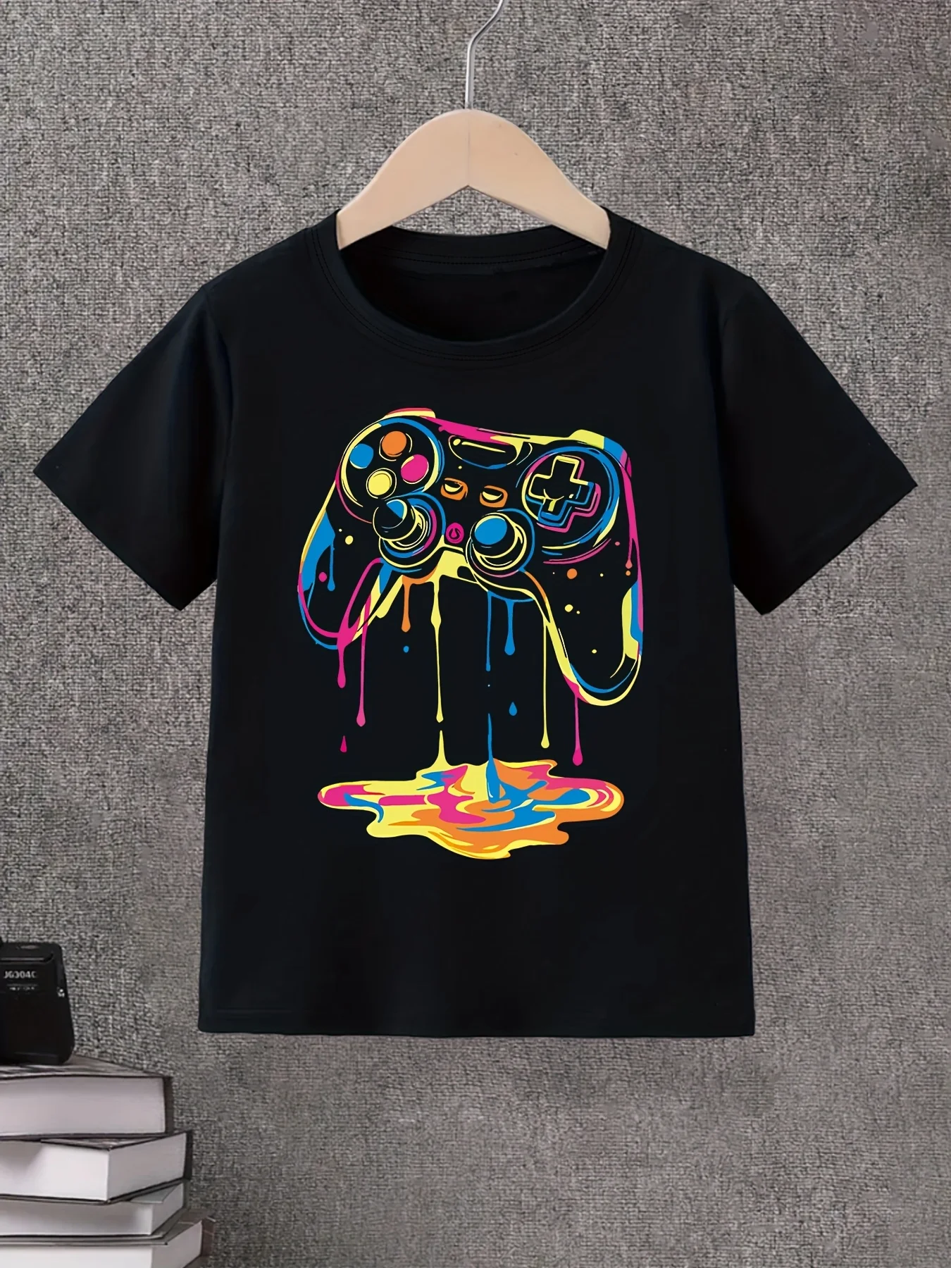 

2025 Boys' Gaming Controller Graphic T-Shirt Vibrant Short Sleeve Tee Colorful Gamepad Design Summer Boys Kids Funny Clothes