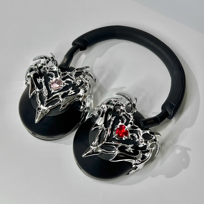 

XM5 Handphone Protective Cover Case Longyan Love Inlaid Electroplated Mirror Case Y2K Earphone Protective Cover Decoration