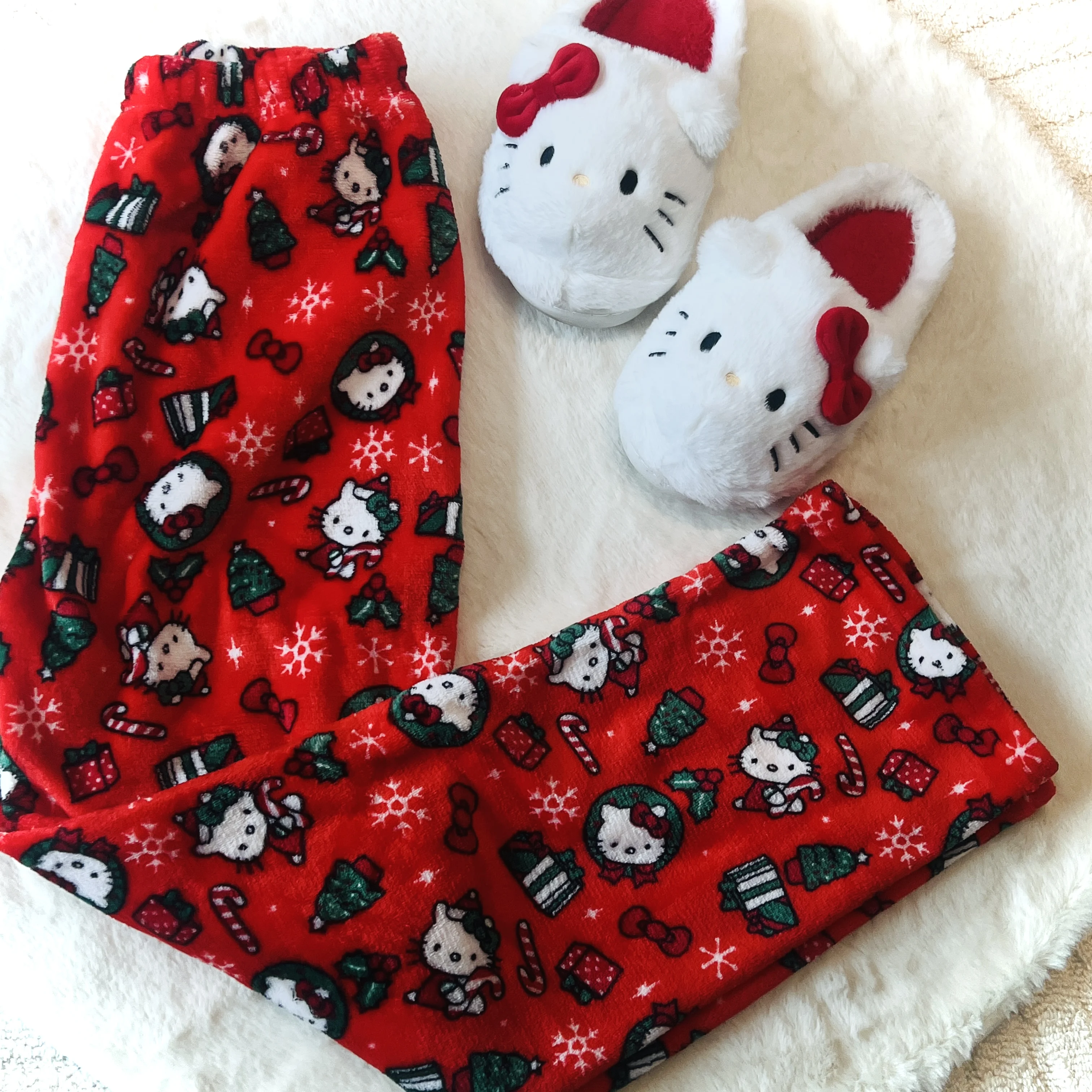 Sanrio Christmas Hello Kitty piżama Anime flanelowa damska ciepła wełniana kreskówka Casual spodnie domowe jesienne modne spodnie prezent