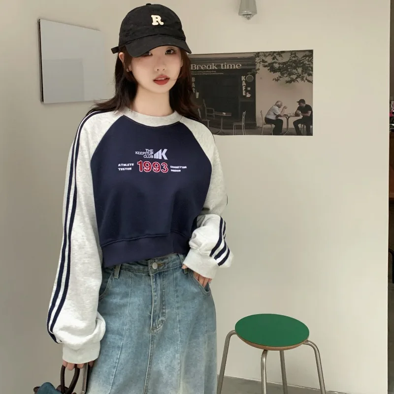 Women's Striped Sweatshirts Autumn New Arrival Fashion Casual Daily Color Contrast O-neck Long Sleeve Short Hoodie Tops Female