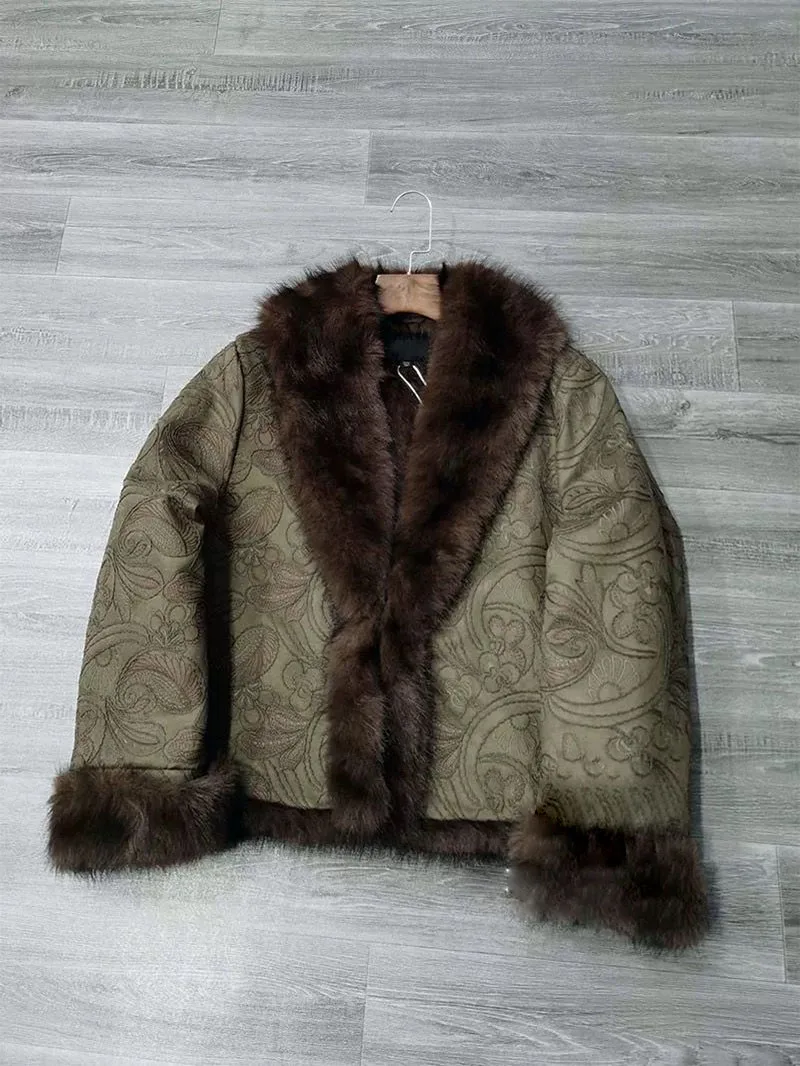 

2025 женское зеленое повседневное свободное пальто, модное женское зимнее пальто с воротником из искусственного меха, толстая теплая укороченная куртка со скрытой пряжкой, уличная верхняя одежда