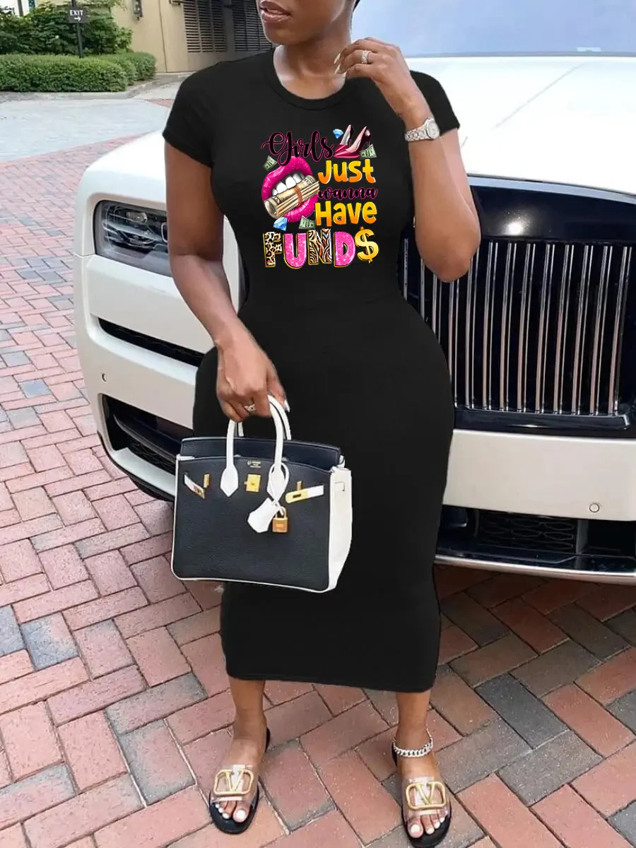 فستان صيفي أسود مثير للنساء مطبوع عليه حروف الشفاه كاجوال بقصة ضيقة وأكمام قصيرة ورقبة مستديرة تي شيرت فستان قصير